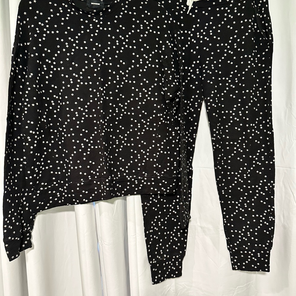 Monrow Black and White Star Print Set